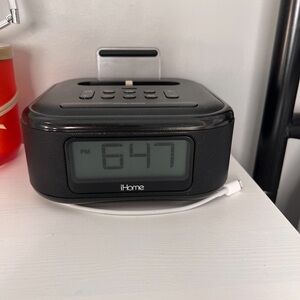 iHome Black Alarm Clock Radio
